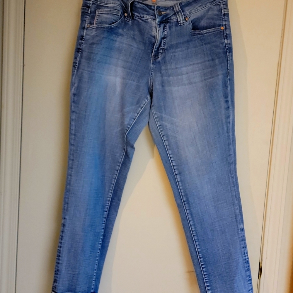 Jag jeans women's plus size 16 Ruby mid Rise Straight-leg  size 16W X 32 L